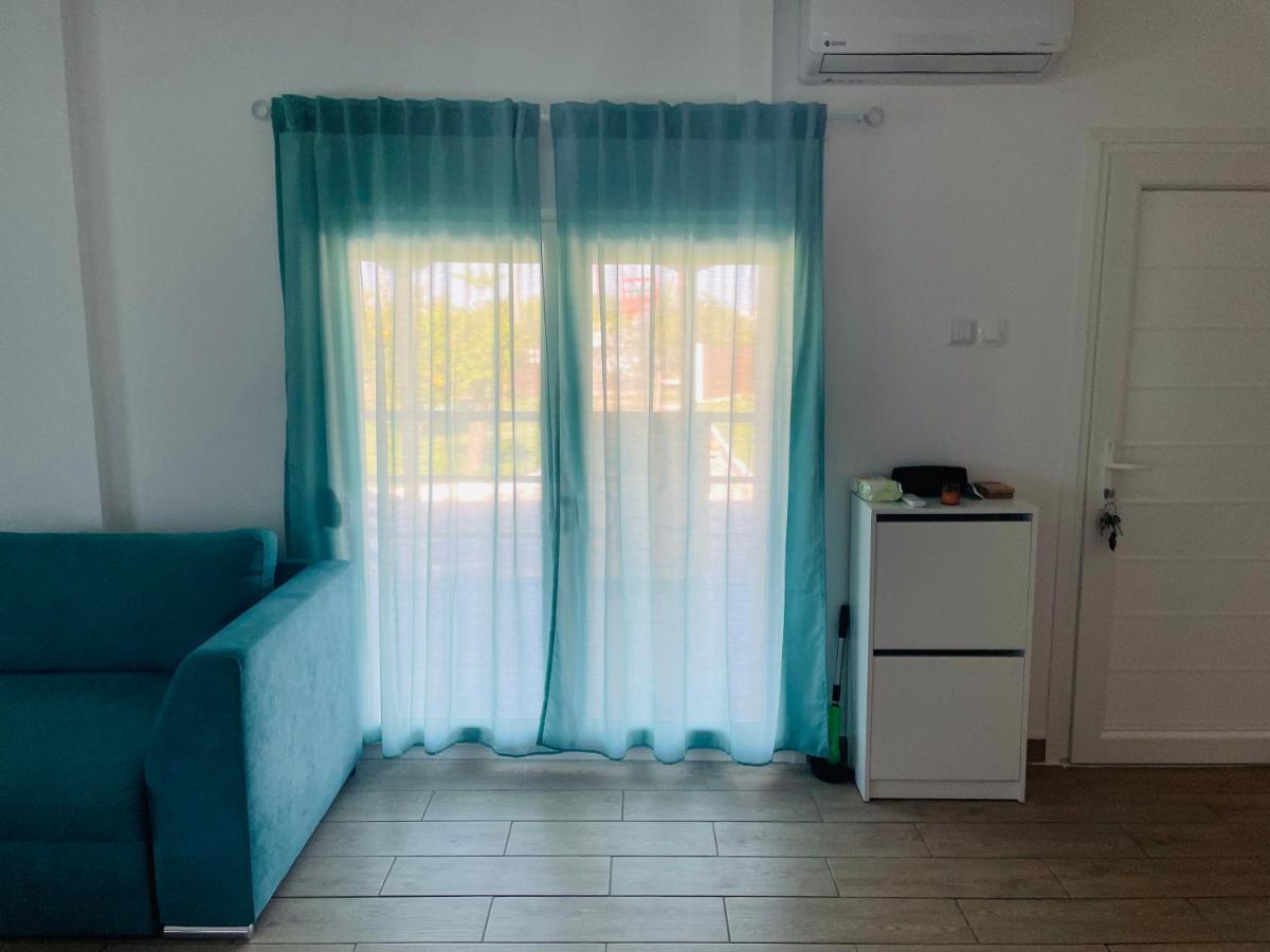 Villa ,,Sea Breeze,, - Home By The Sea Nea Anchialos Ngoại thất bức ảnh